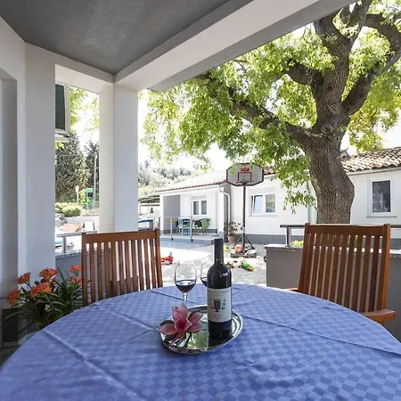 Carmen Apartman