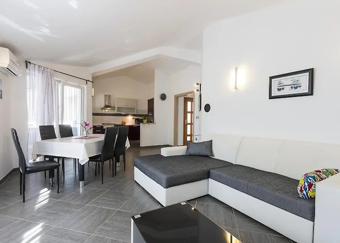 Apartman Carmen Póla