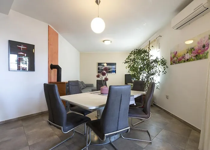 Carmen Apartman *